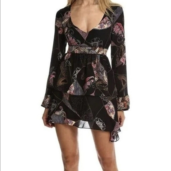 Elizabeth and James Dresses & Skirts - ELIZABETH AND JAMES DRESS
